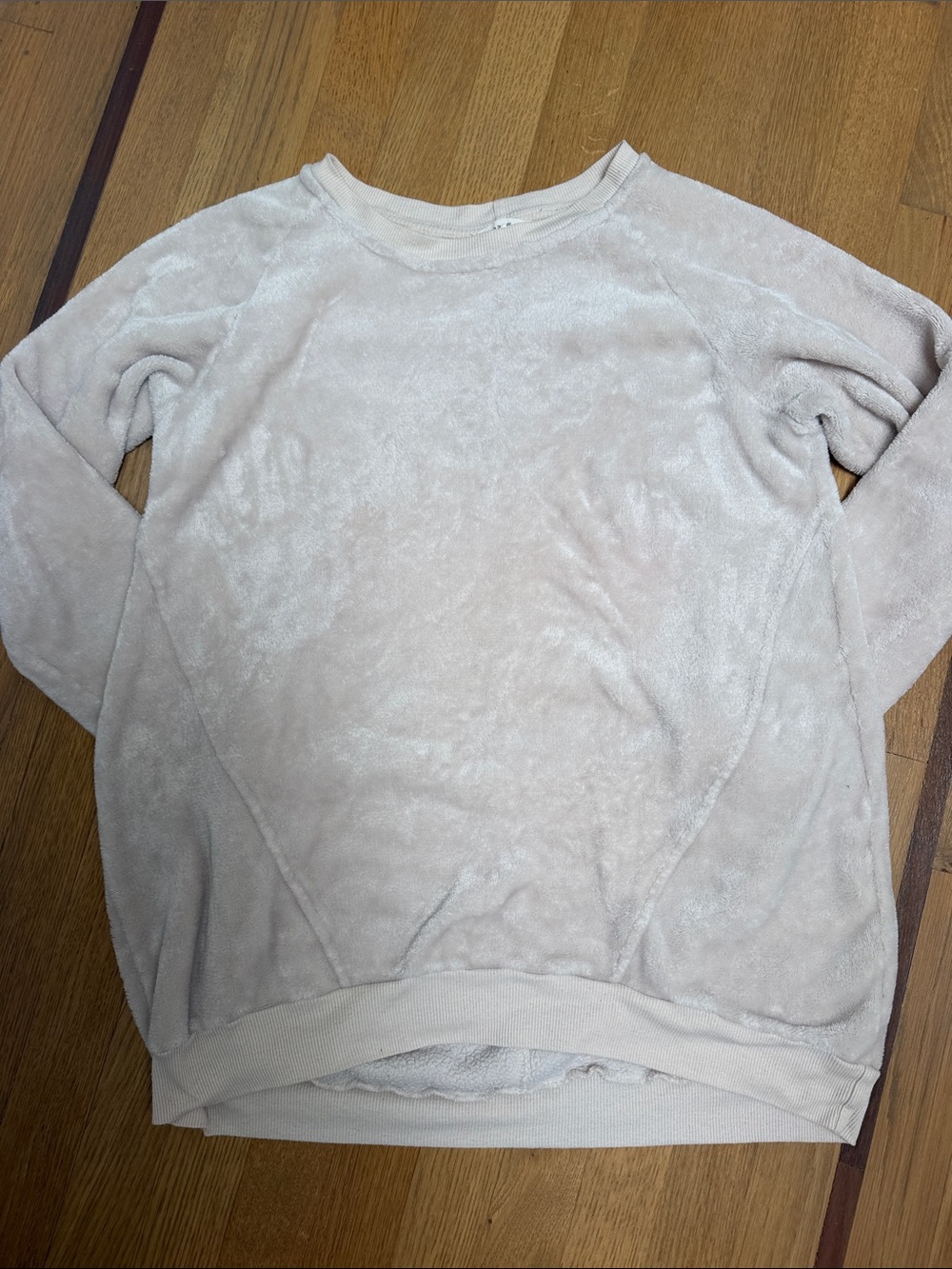 Cozy Plush Women's Crewneck Sweater - Cream